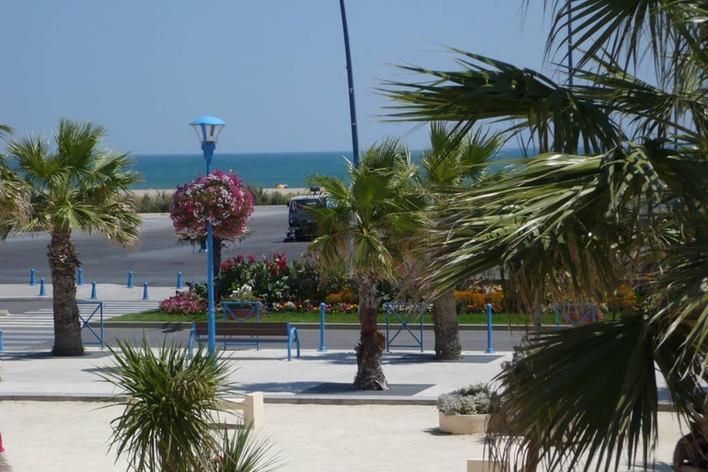 Cros Mer Et Piscine Saint-Pierre-la-Mer  Экстерьер фото